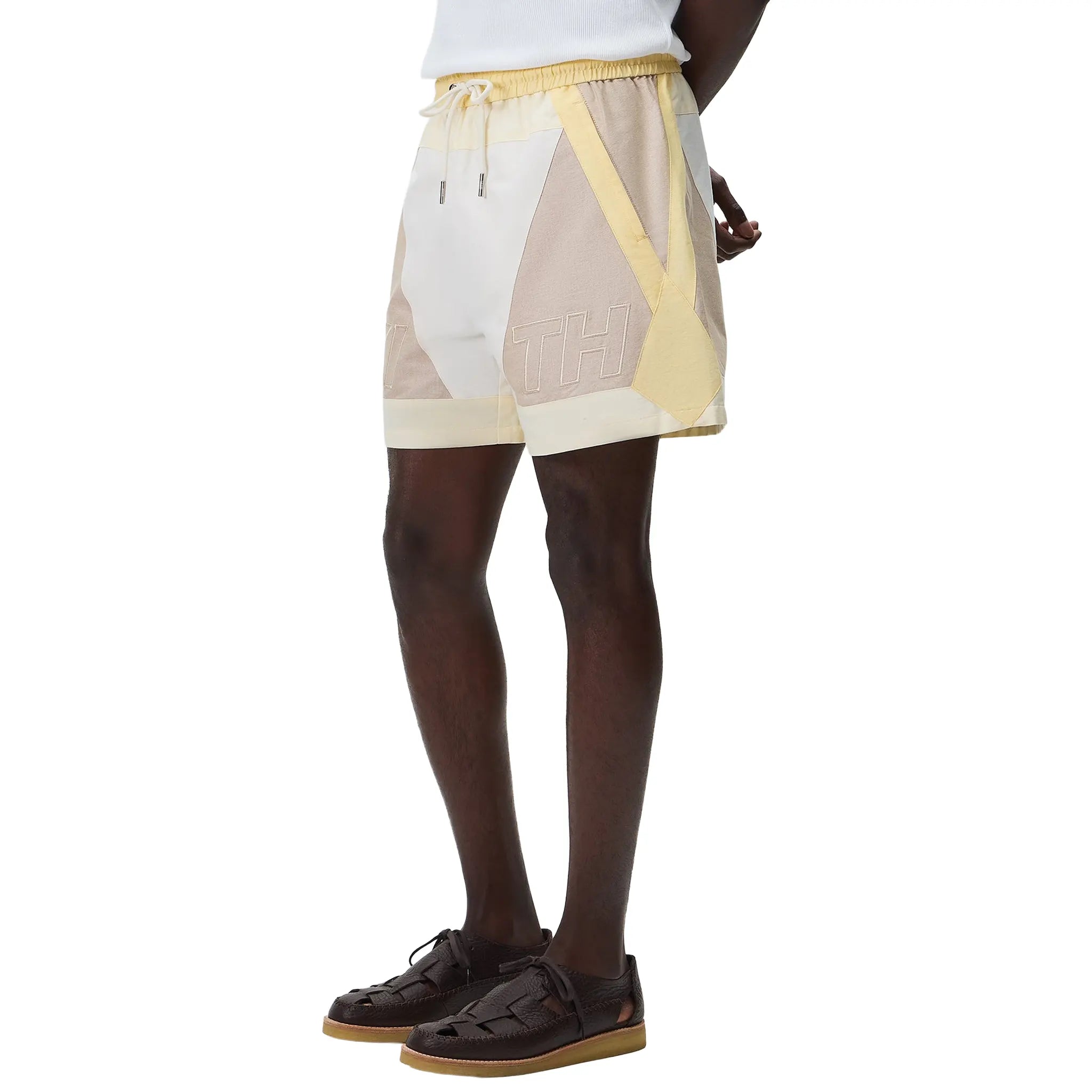 Model View of Kith Oxford Turbo Skill Shorts KHM061405-972
